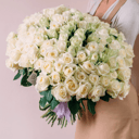Букет «101 белая роза в фетре»