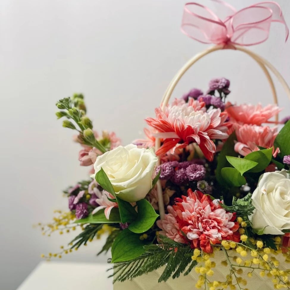 Flower delivery bouquet Mississauga