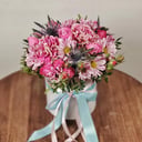 Шляпная коробка с цветами «Сборная коробка с хризантемой»