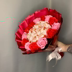 Raffaello и мыльные розы микс