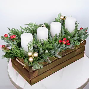 Коробка с цветами «Время Рождества»