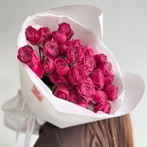 Букет из 9 кустовых роз