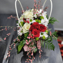 Коробка с цветами «Композиция с розами и хризантемами»