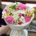 Букет «Волшебство» из тюльпанов и эустом