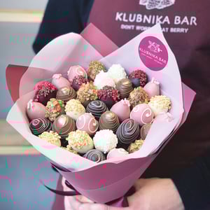 Букет из клубники Ассорти М