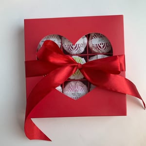 Подарочный набор парфюмерных мыл Love