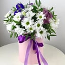 Композиция «Замок грез» из хризантем и эустом