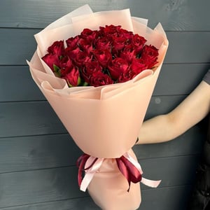 Букет «25 красных роз Кения»