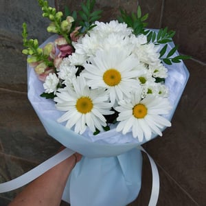 Летний Букет из хризантем и гербер