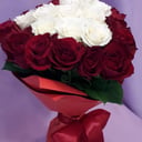 Композиция в форме сердца «Признание» из роз