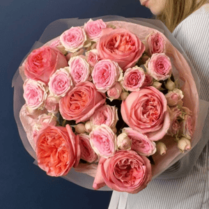 Букет «Охапка пионовидных роз 9 стеблей»