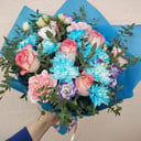 Букет из роз и хризантем