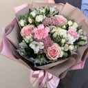 Букет "Очаровашка" из роз и альстромерий