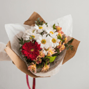 Букет «Грезы» из альстромерий и хризантем