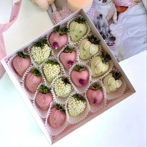 Композиция из клубники «Набор Мелодия весны»