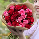 Букет «Монохромный градиент» из роз