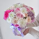 Шляпная коробка с цветами «Пастельная композиция с розами»