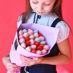 Букет из клубники в шоколаде