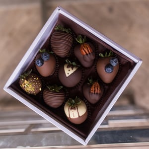 Клубника в шоколаде Для него на 9 ягод