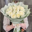 Букет из 17 белых ароматных роз