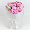 Букет из 15 нежно-розовых пионов