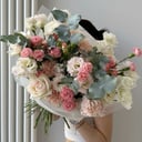 Букет Нежное послание из роз и эустом