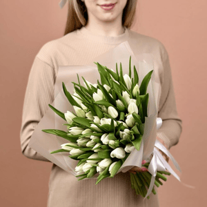 Букет «Белоснежная симфония» из тюльпанов