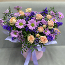 Шляпная коробка с цветами «коробка цветов» из роз и хризантем