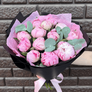 Букет «Ароматные пионы Сара розовые 15 шт»