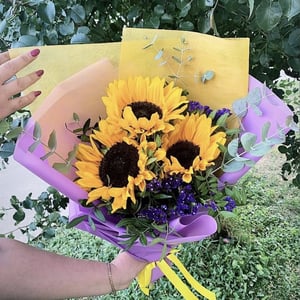 Букет «Лучики» из подсолнухов