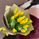Букет тюльпанов в оформлении