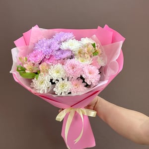 Букет из хризантем "Нежные мгновения"