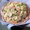 Нежный букет из роз