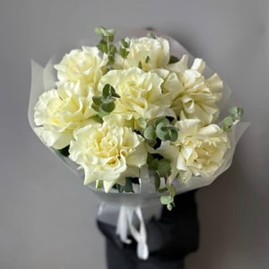 Букет из белых французских роз