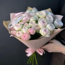 Букет из кустовой розы