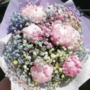 Букет пионы с гипсофилой