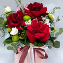 Коробка с цветами «В этот день...» из роз и эустом