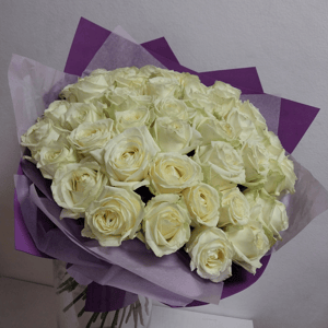 Букет из 51 белых роз