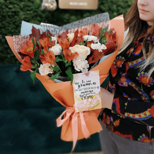 Букет Альстромерии, Роз и Диантуса