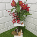 Композиция в колбе из альстромерий