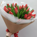 Букет из 31 красного тюльпана