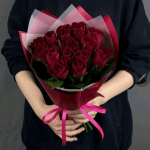 Монобукет из 15 красных кенийских роз