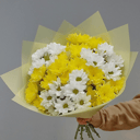 Букет из хризантем "Солнечный зайчик"