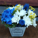 Композиция «Синица» из хризантем и гортензий