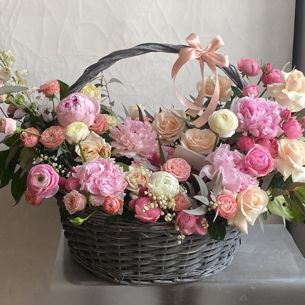 Корзина с цветами «Розовый туман»