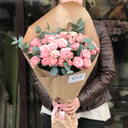 Букет из 11 пионовидных кустовых роз