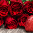 Букет «7 красных роз на ленте»