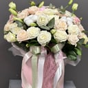 Шляпная коробка с цветами «Моей принцессе» из эустом