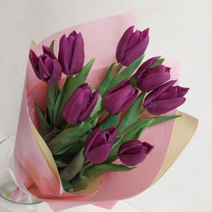 Букет «9 фиолетовых тюльпанов»