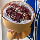 Букет с хризантемой Бигуди